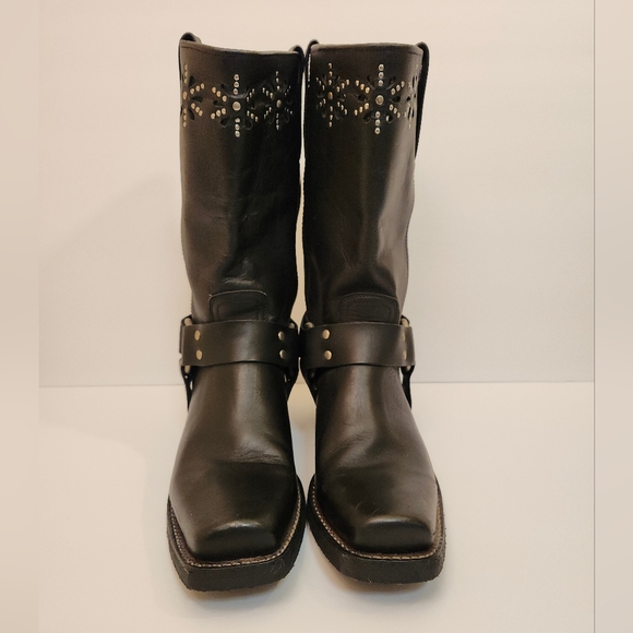 FRYE VINTAGE BLACK 77700 LASER FLORAL STUDDED HARNESS BIKER MOTO BOOT WMS SZ 8D - Picture 3 of 16